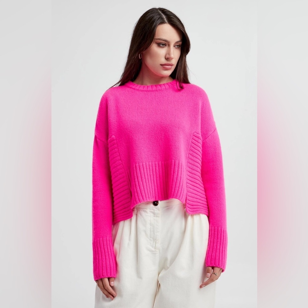 Pinko Vibrant Armadillo Cashmere & Wool Pink Cowl Neck Sweater Size Medium